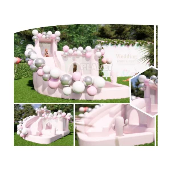 Castillo de salto animoso blanco inflable rosado en colores pastel de la casa inflable de la despedida de las muchachas