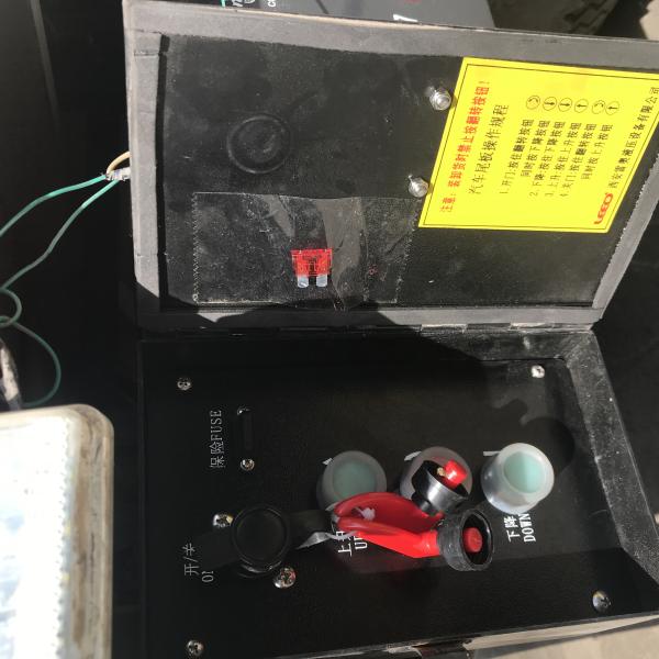 Hydraulic System Tailgate lift with Emergency Stop Button and  white color,DC12V,2KW