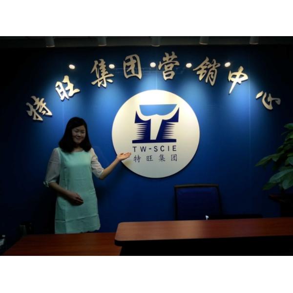 Cabo blindado PBT da fita de aço da manutenção programada G652D ou material fraco ROHS do tubo da geleia complacente