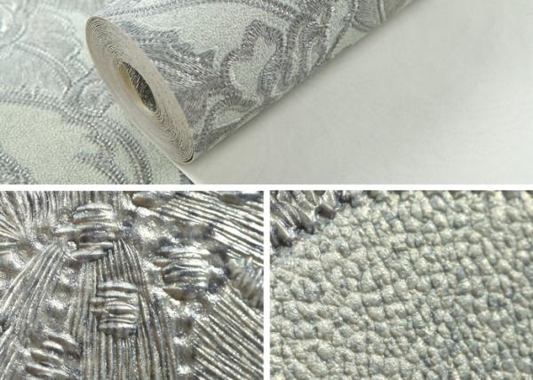 Classic Style Embossed Living Room Wallpaper with Light Green Floral Pattern