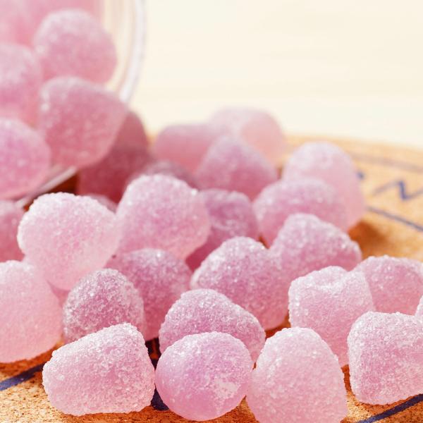 Grape Flavor Custom Gummy Candy , Gelatin Gummy Ball Candy In Bottle