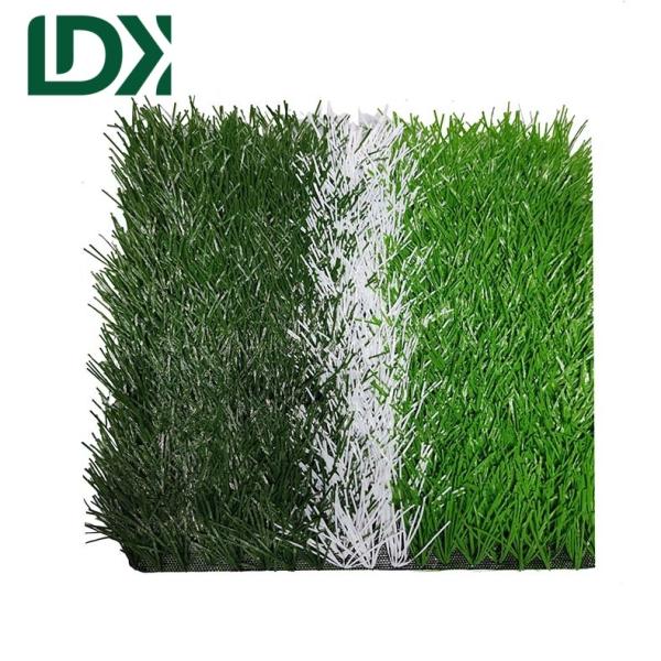 Wear resistant Artificial Grass No deformation Football Turf