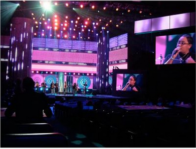 Lightweight Indoor Advertising Led Screen Rental 500*500mm P4.81 1-2 Years Warranty