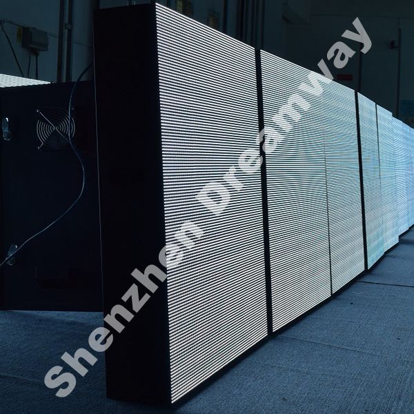 1R1G1B Full Color Outdoor Advertising LED Display Panel 32×32 Dots Module Resoultion
