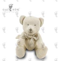 Muñeco de peluche de 35 x 22 cm.