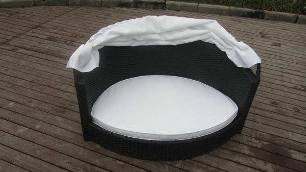 Garden Wicker Pet Bed