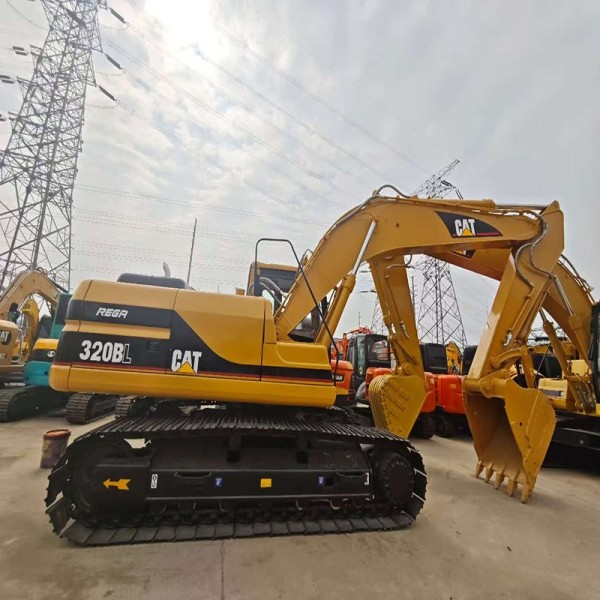 Original Japanese Used Cat 320BL Tracked Excavator Good Condition Low Working Time Wider Tracks Motor Used Excavator for Farm Sale