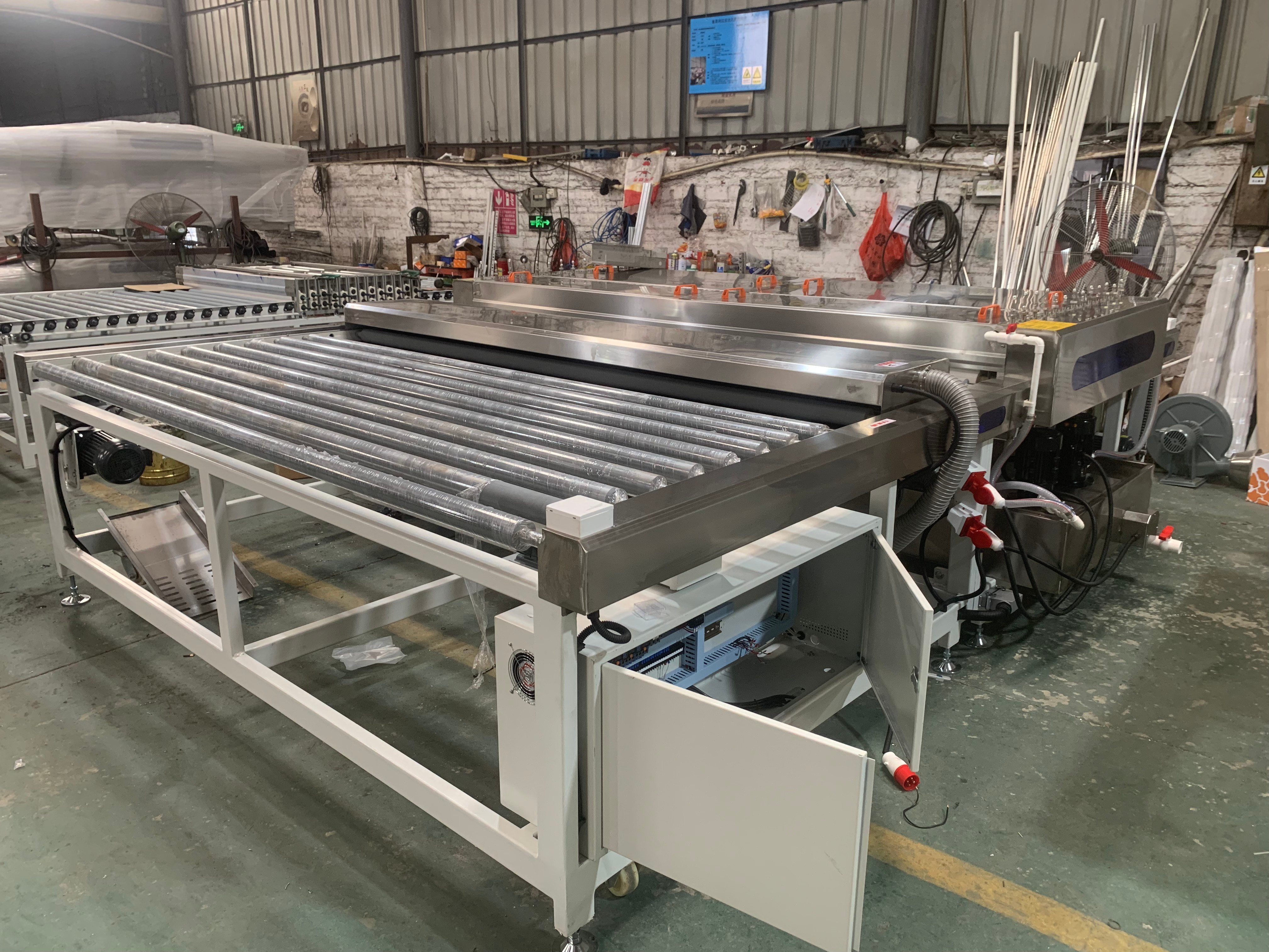 Horizontal Small Glass Washing And Drying Machine 10KW Total Power