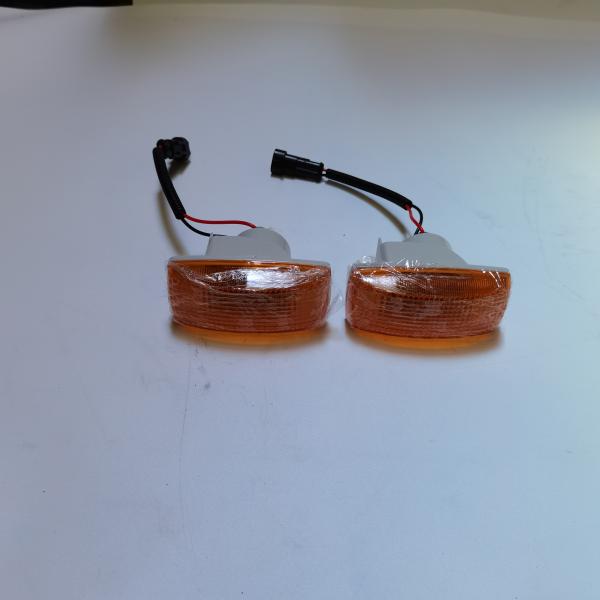 トラックのための新しい回転信号ライト