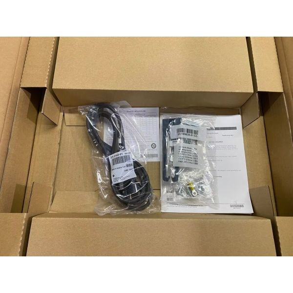 Original Cisco C9300L-48T-4G-A Catalyst 9300L Switch 48-port Network Switch with 4X1G Uplinks and StackWise-320 Technology