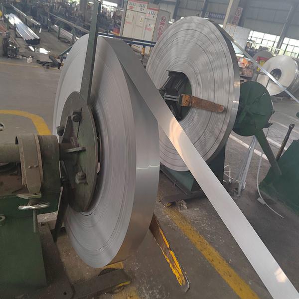 DX51D Z275 Cold Rolled Stainless Steel Coil Prepainted  Galvanized Strip Steel 1250mm