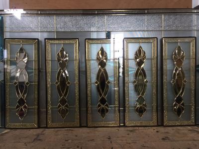 O vidro antigo da porta de entrada do vitral introduz fornecedores com 15 anos de experiência