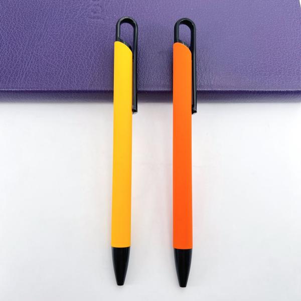 Plume à bille en caoutchouc doux de haute qualité, simple à imprimer, avec pince