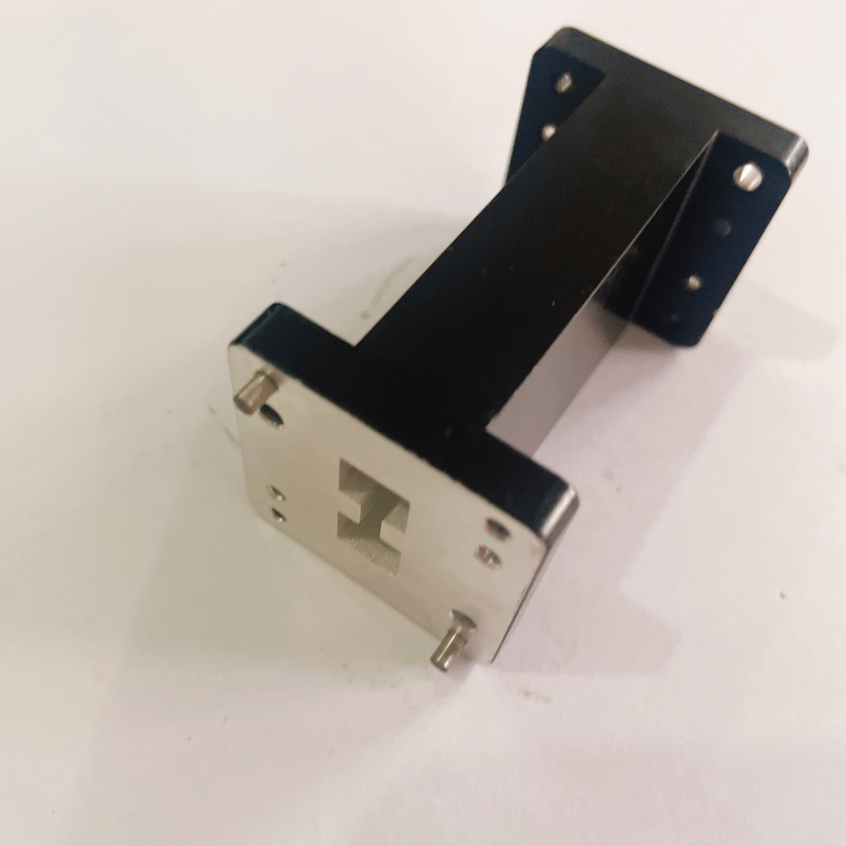 Aluminum Alloy Double Ridge Waveguide Bend with 50 OHM Impedance and 1.15MAX VSWR for Microwave Applications