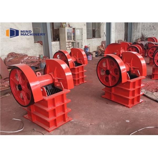 Ore Quarry Granite 80TPH 180TPH Stone Crushing Equipment