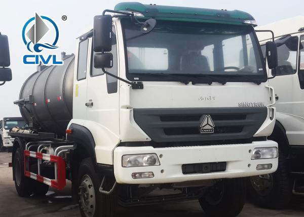 EURO II 6M3 290hp Howo Sewage Suction Truck , Pump Speed 500r / Min Sewage Vacuum Tank Trucks