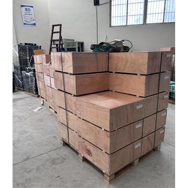 Heavy Truck Clutch Plate and Disc Year 2000-2013 OEM 1818010226 Stock