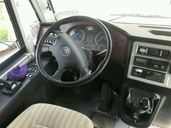 LHD Diesel Models Second Hand School Van , Used Small School Buses With 37 Seats