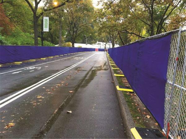 chain link temporary construction fence panels 6FT X 10F Mesh 2 3/8  x 2 3/8 ( 60mm x 60mm ) x 12 gauge wire