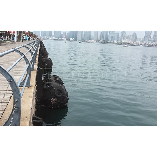 Defensas neumáticas marinas ISO17357 50kpa 4.5m de diámetro con certificación CCS BV