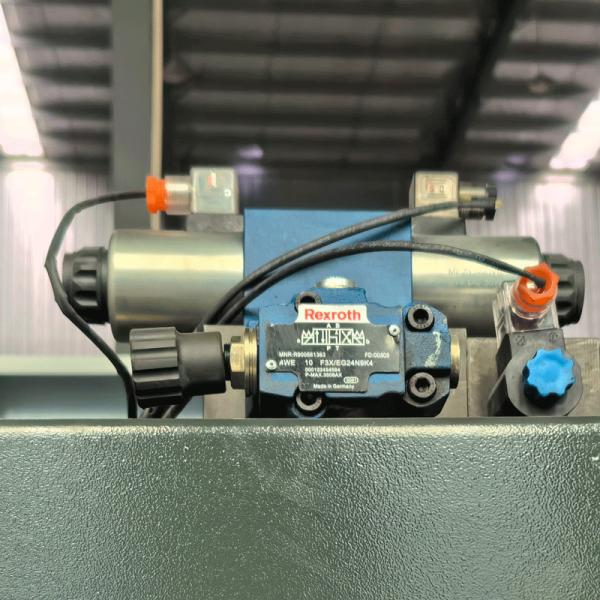 Automatic Metal Bending Machine CNC Hydraulic Bender Sheet Metal Industry 100T Economic