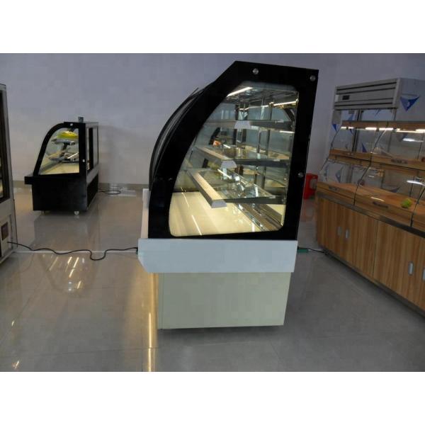 Refrigerador comercial de la exhibición del escaparate de la torta de la grada del equipo 3 de la hornada del estilo euro