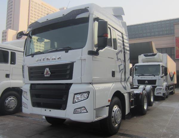 6x4 420 hp prime mover truck , howo tractor truck Standard Cabin