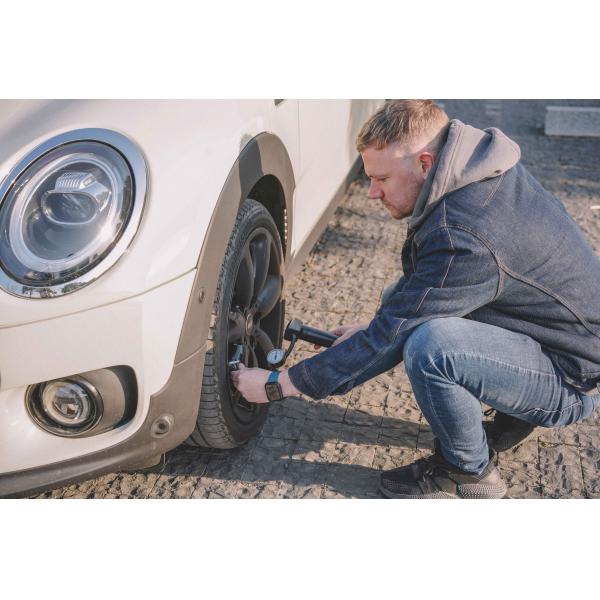 Incluído o manômetro para automóveis e bicicletas elétricas com bomba portátil de compressor de ar