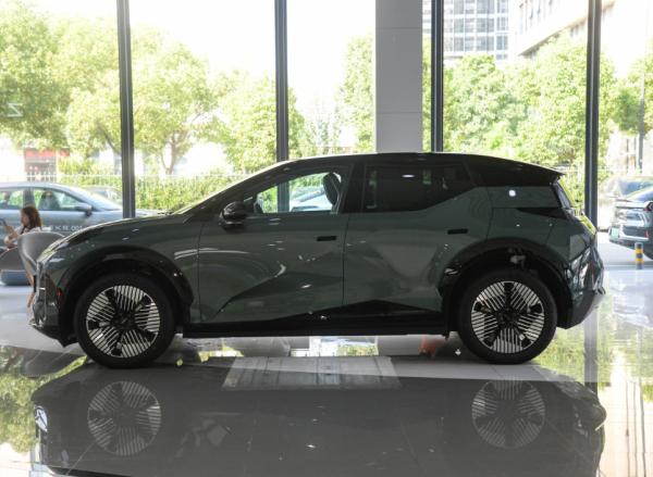 Automobile Factory 2WD Zeekr X Pure New Energy Electric Vehicle SUV EV New Car