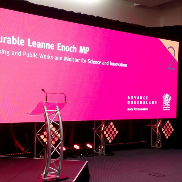 1R1G1B l'affichage mené polychrome d'intérieur 640*480mm Cabinet de moulage mécanique sous pression