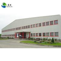 Atelier de structure en acier conçu par un ingénieur avec panneaux isolants personnalisés et installation facile