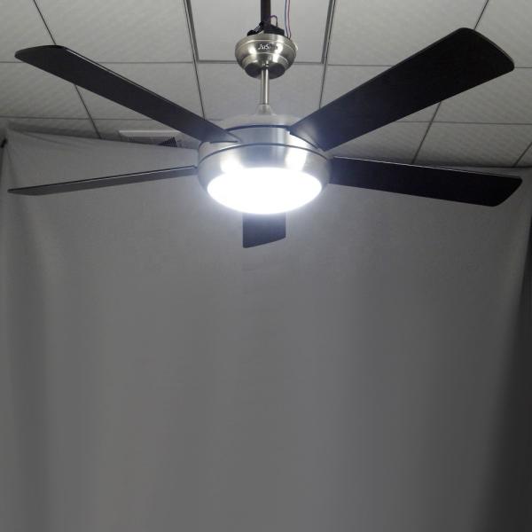 110V/50Hz Voltagem 1stshine 52 Inch Air Cooling DC Motor 5 Plywood Blade Modernos Ventiladores de teto LED com luzes