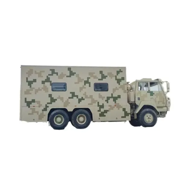 Professional Dongfeng 6X6 Six-Wheel Drive Camping Vehicle with RV Features Motorhome