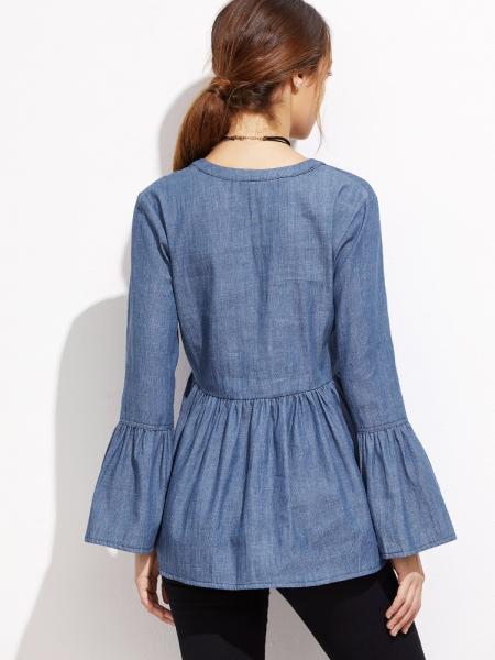 As senhoras cobrem a camisa profunda da sarja de Nimes das luvas do tampão do v-decote para mulheres
