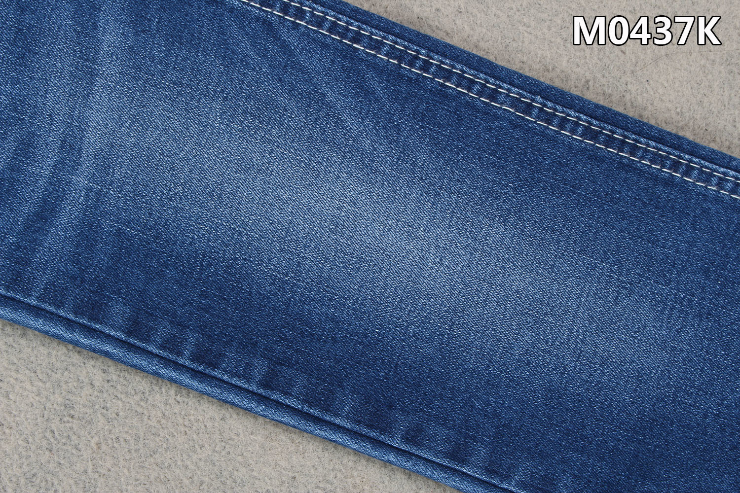 Эластичный материал джинсовой ткани TR веса ткани 10.5oz джинсов женщин средний с вырабатывает толстую ровницу характер