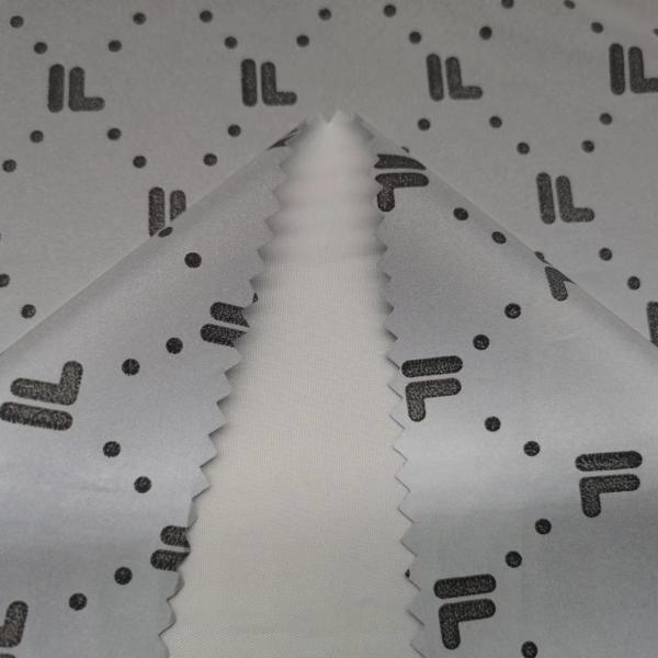 75Dx75D Printed 100 Polyester PU Coated Wind Breaker Fabric Waterproof