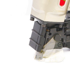 Пистолет с катушкой Fx-Cn55A 15 градусов воздушный гвоздь для 55 мм плоской проволоки сварные катушки гвоздей