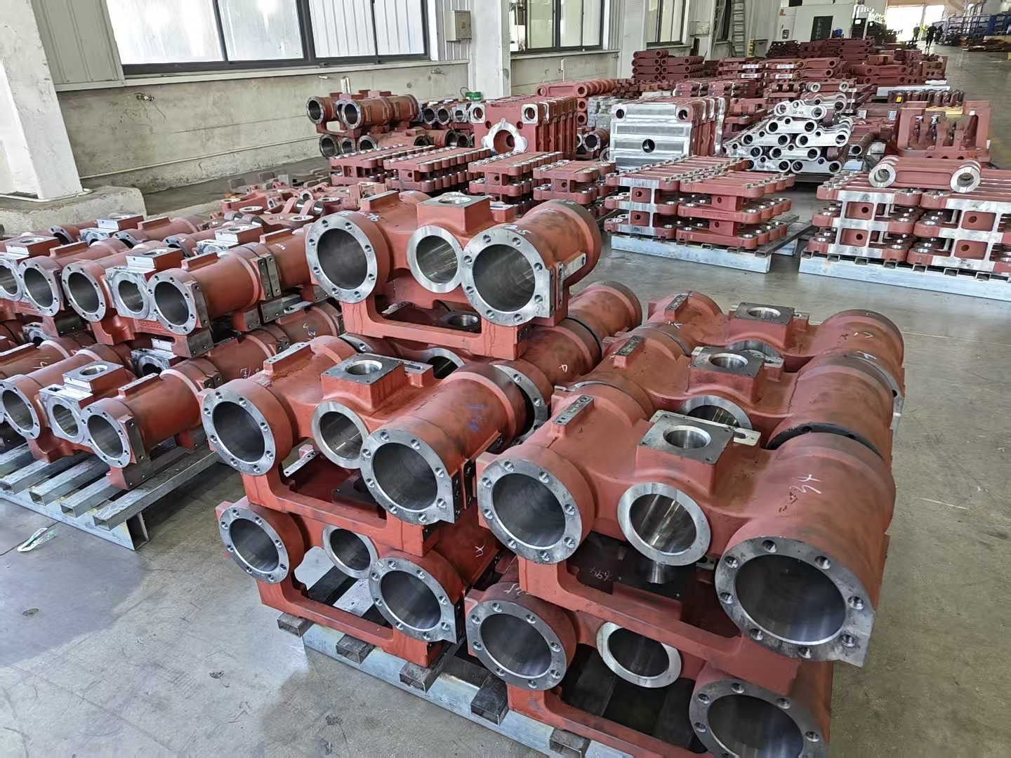 Heavy Duty Pressure Resistant Abrasion Resistant Mining Machinery Castings for Mining Equipment