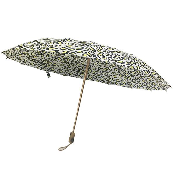 Guarda-chuva dobrável aberto de 16 reforços do manual de alumínio dourado da seção do quadro 3