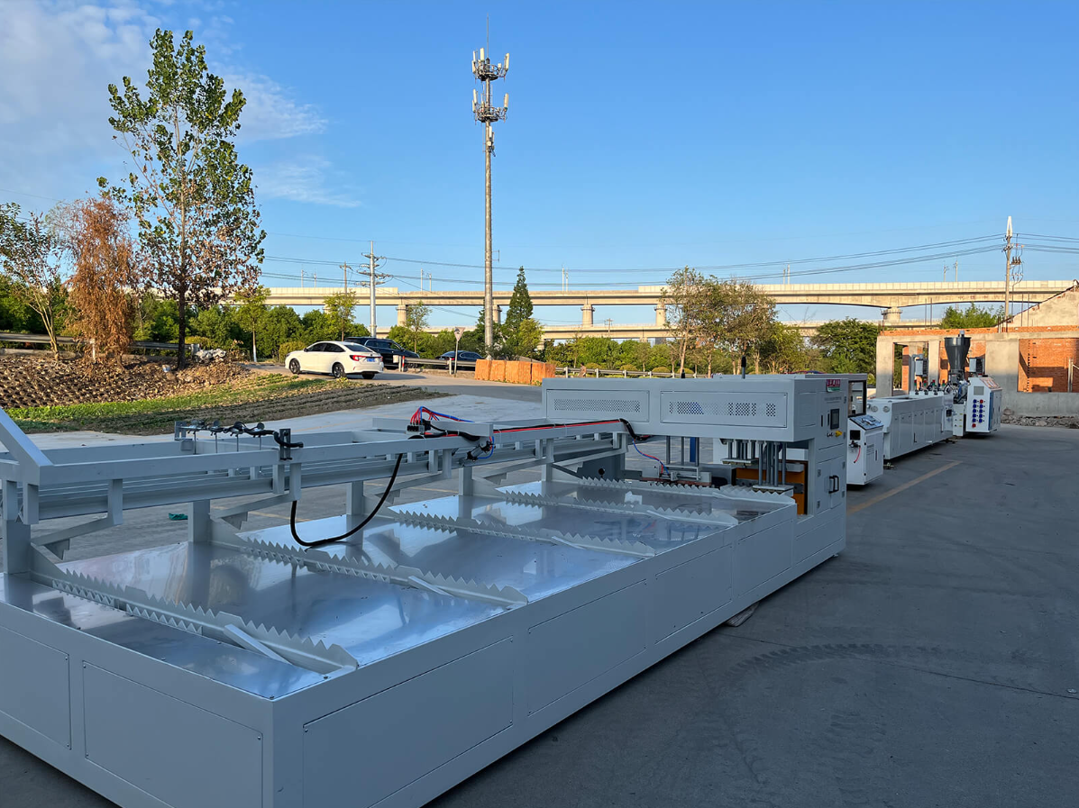 High Precision PVC Pipe Extrusion Line Capable Of Producing Plastic Pipes With Uniform Thickness And Smooth Surface Finish