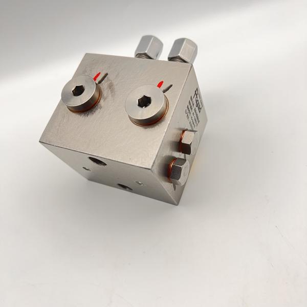 4RZ-0.3/M6D RZ двухпроводный распределитель (центр смазки) Гидравлический насос жира