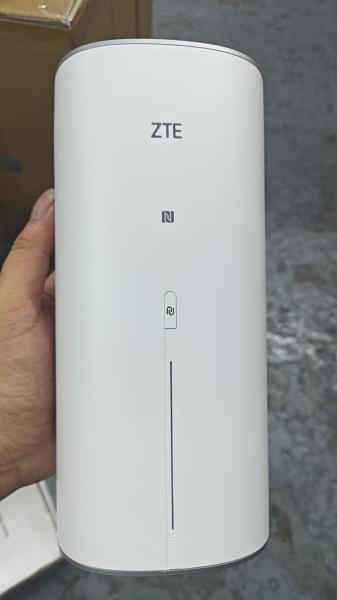 ZTE G5 Ultra 5G AI Indoor WiFi7 Router
