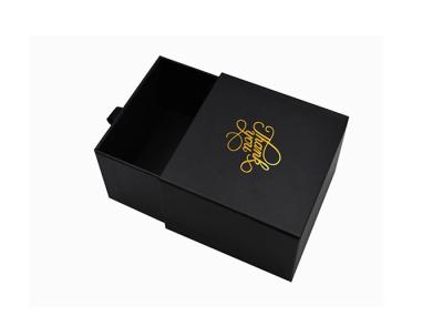 Le revêtement UV vêtx les boîte-cadeau 1200-1500gsm Carboard avec la conception fermée de ruban