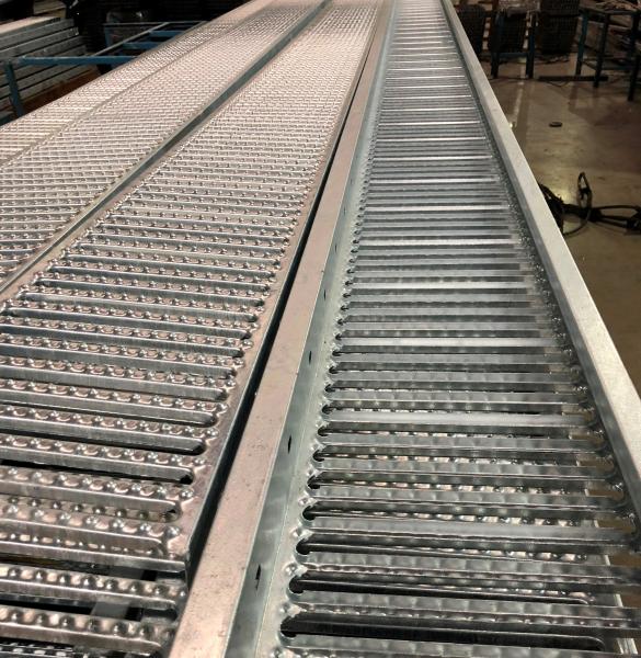 Q235 Carbon Steel United Interlock Planking Grating System