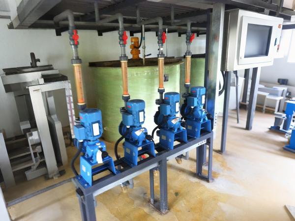 Système de dosage chimique automatique 220V Pompe doseuse chimique à contrôle précis