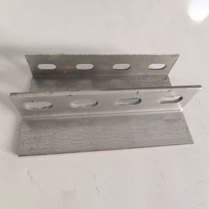 Construction Punched Angle Iron Hot Rolled Cold Rolled Durable