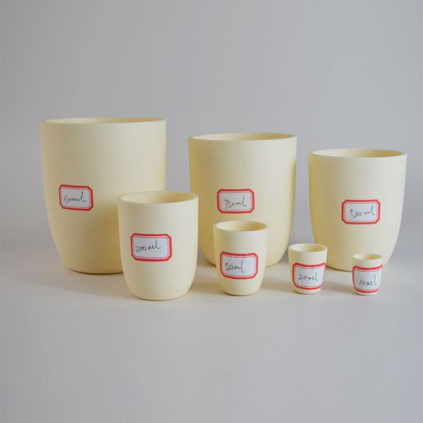High Pure Alumina Ceramic Crucible Al2o3 Cylindrical Crucible Chemical Resistance