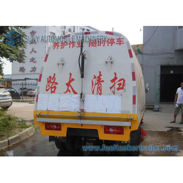 JMC Light Duty Road Sweeper Truck 4000L 1500KG Vacuum Street Sweeper