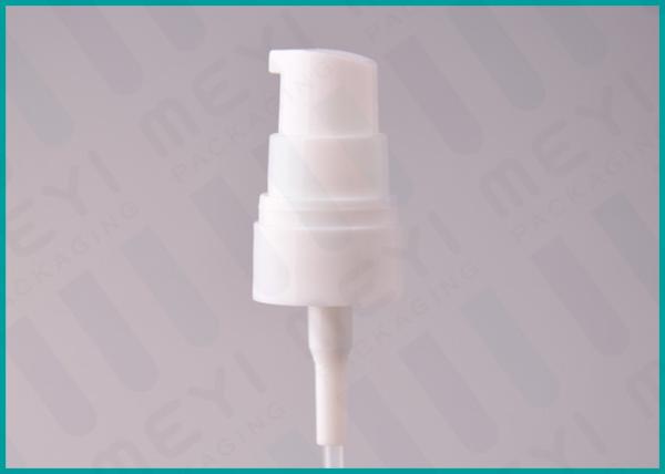 White Plastic Foundation Pump Dispenser Smooth Closure With PP Half Cap
