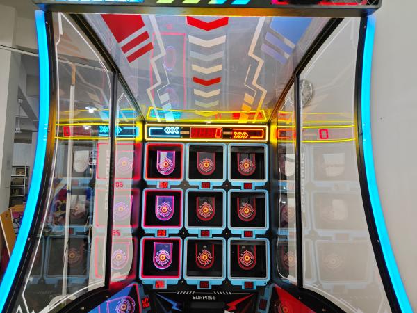 Máquina de jogo de resgate de bilhetes